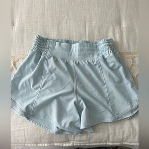 Lululemon Hotty Hot HR 4” Short
